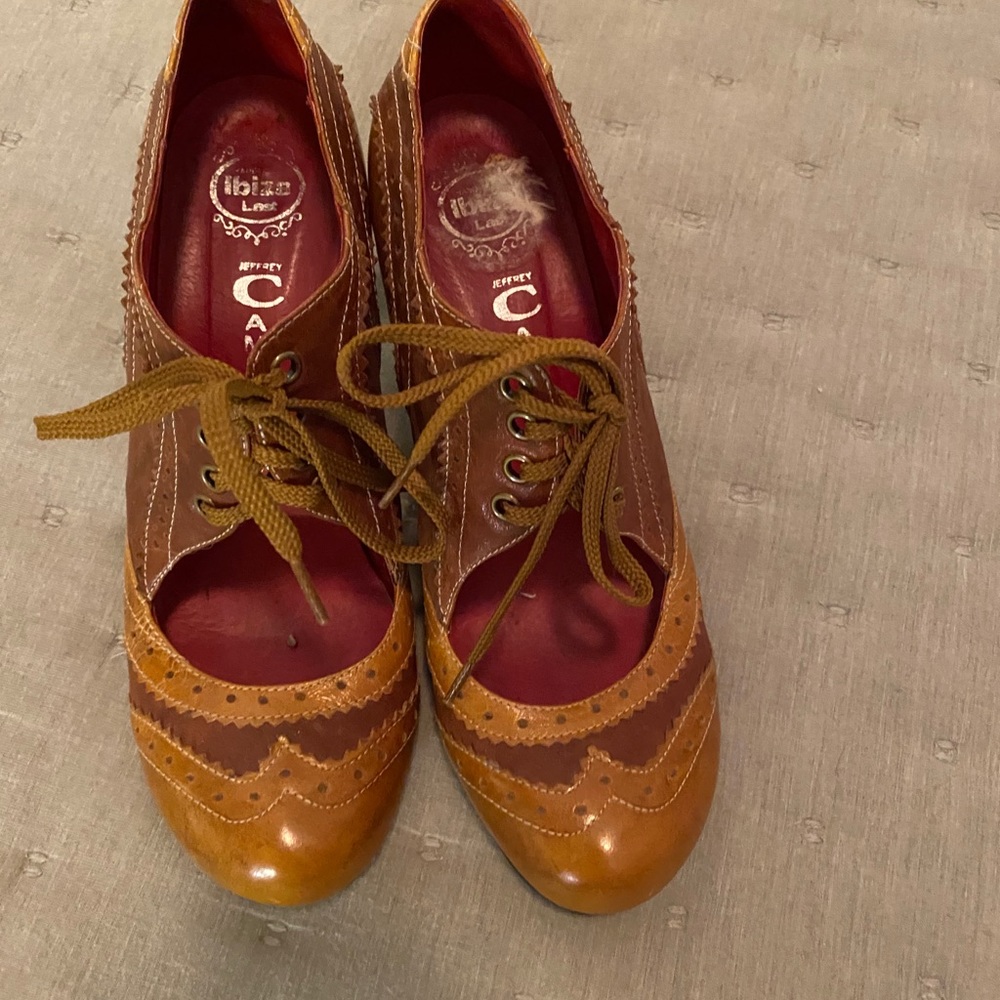 Jeffrey Campbell vintage “evade” heel. Size 9